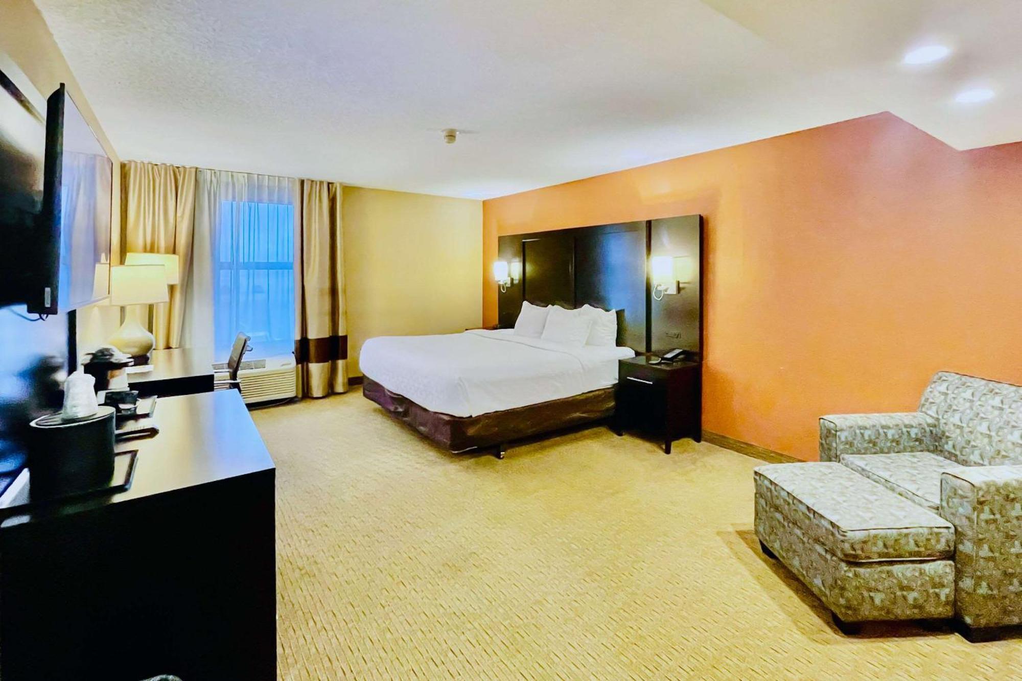 Clarion Inn & Suites Evansville Zewnętrze zdjęcie